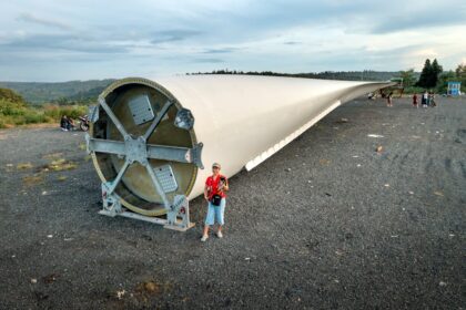 Large scale battery storage, Wind solar farm - 中国・甘粛省に「巨大なエネルギー銀行」誕生！風と光が織りなす次世代電力の挑戦