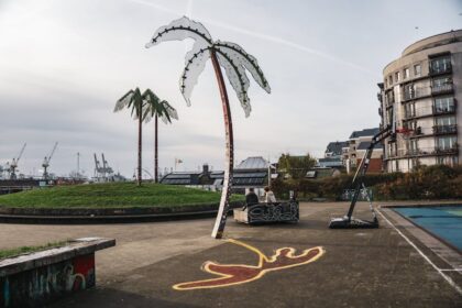 Green cement plant Industrial solar park - 中国の工業遺産、セメント工場が描く緑の未来