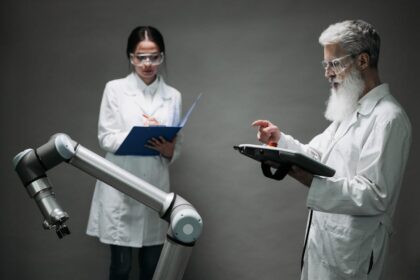 Working robot AI robot - 2025WRC速報！仙工智能が具身知能ロボットの「働く」姿を実演