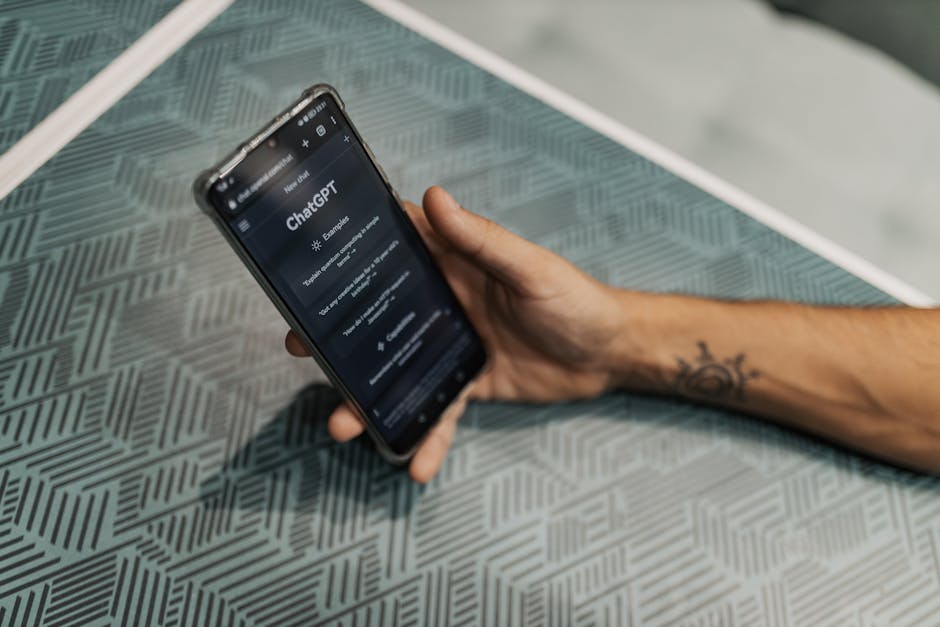 AI mobile app interface Chinese tech startup - 中国AIアプリ市場は「巨人の遊び場」？スタートアップの挑戦と未来
