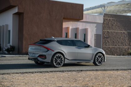 Luxury EV design Futuristic sports EV - シャオミEV、ランボルギーニの伝説的デザイナー招聘！次世代デザインに期待