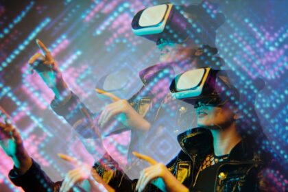 Gen Z gamer - Z世代初の聖人は元ゲーマー！ネットの守護聖人の素顔