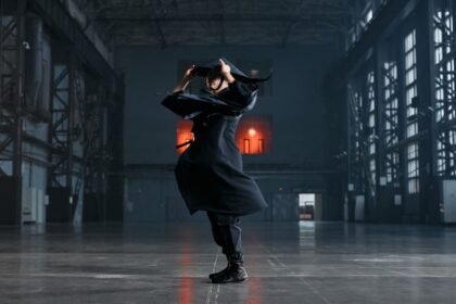 cinematic stealth - PS5版『エリックスホルム：奪われた夢』10/31発売！美麗特典付きで映画級ステルス体験