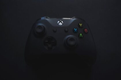 Xbox controller, Cross-platform gaming - Xbox幹部が断言「独占戦略は過去のもの」。良作は全プラットフォームで楽しむ時代へ