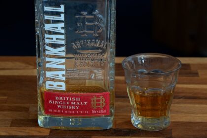 Moutai bottle Baijiu - マオタイに激震！会長がわずか1年半で交代、中国高級酒市場の行方