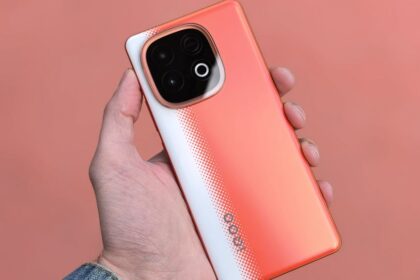 high-end smartphone Android smartphone - realme GT8 Pro、10月Androidスマホ評価で首位獲得！「無欠のスペック」で旋風