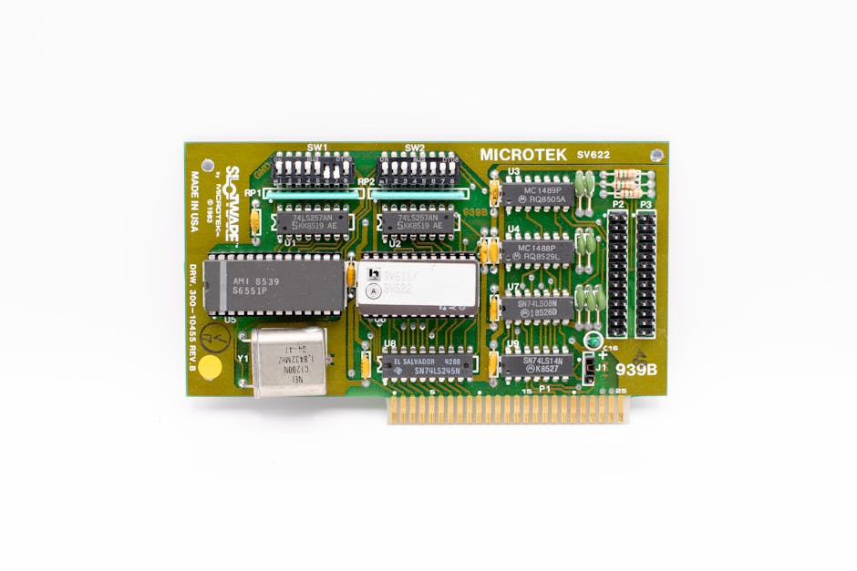 Graphic Card Semiconductor Chip - AMDの新GPU「RX 9070 XT」がドイツで爆売れ!RTX 50シリーズ全体超えの快進撃