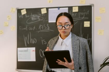 Chinese smart home appliances Business strategy meeting - 中国家電業界、2025年Q3決算が示す二極化と成長戦略の行方