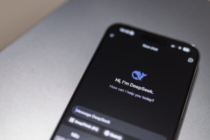 smartphone artificial intelligence - ソニーとTCL、テレビ事業で合弁！iPhone 18 Pro、中国AI・5G最前線