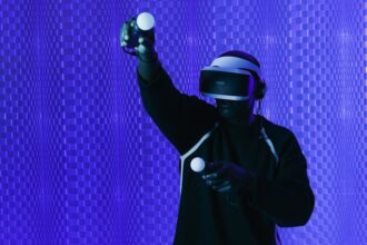 VR headset, Mobile VR - Meta、VR成長の壁に直面。モバイルとサードパーティに戦略転換