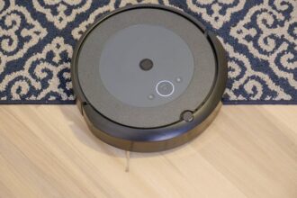 autonomous robot, smart home robot - Vbotの自律型ロボットが予約販売で驚異の記録更新!