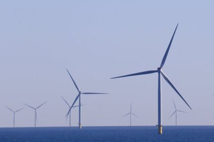offshore wind farm, wind farm - 珠海港、中国全土で風力発電を拡大！陸上8拠点を統括し洋上も推進