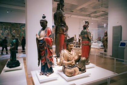 Museum volunteer Chinese New Year museum - 春節の清華大学博物館を支える「影のボランティア」郭冬梅氏の献身