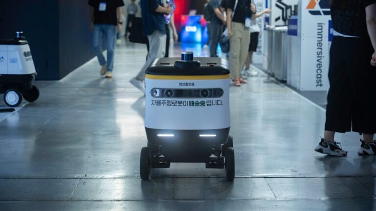 Xpeng autonomous car AI self-driving car - Xpeng、AIで物理世界を理解する新自動運転「第二世代VLA」発表！L4級への挑戦始まる