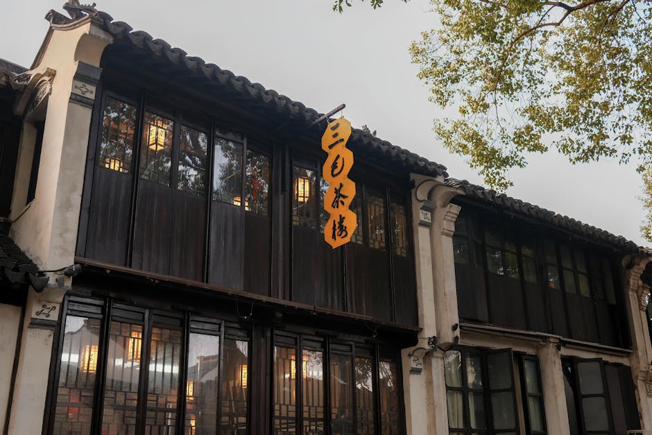 Chinese airport Suzhou skyline - 中国経済都市・蘇州、なぜ専用空港を持てない？『十四五計画』の深層