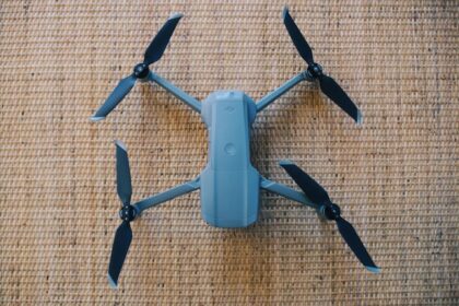 drone 360 camera DJI drone - DJI、初の8K全天球ドローン「Avata 360」発表へ！空撮の新時代を切り拓く