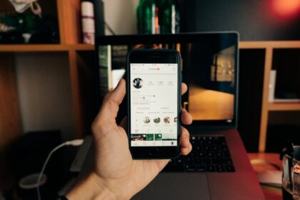 Instagram post gaming social media - 中国ゲームメディアも注目！河北彩花さんのSNS投稿が国境を越え話題に