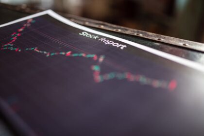 China stock market - 2026年中国市場、清明節に伴う休場と香港接続サービス停止のお知らせ