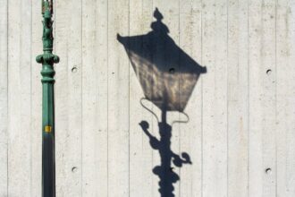 street light detail - 『GTA6』驚異の再現度！路肩灯の細部までリアルすぎると話題に