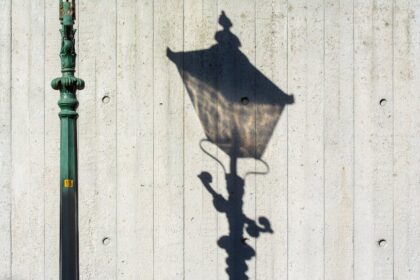 street light detail - 『GTA6』驚異の再現度！路肩灯の細部までリアルすぎると話題に