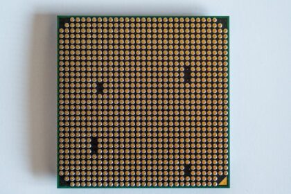 silicon wafer photolithography - 中国・久日新材、半導体フォトレジストで躍進！ 電子材料市場に新風