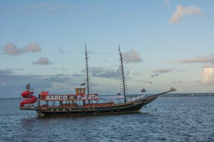 Pirate ship Hooded Assassin - 『アサシン クリード4 ブラック フラッグ リシンクド』Steamで予約販売好調！往年の名作が蘇る