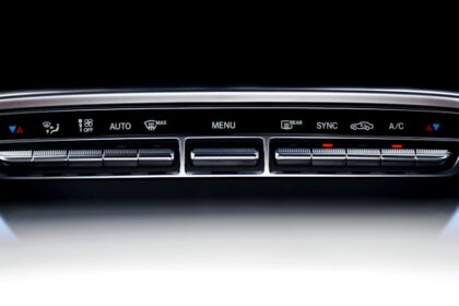 Smart cockpit Automotive OS interface - 吉利傘下ECARX、Flyme OS事業統合で車載OS戦略加速