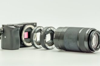 Mirrorless camera Interchangeable lens camera - Insta360がM43採用のレンズ交換式カメラ「Z-ONE」を開発中か？