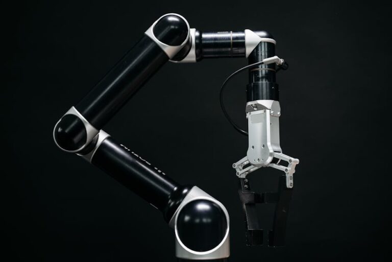 humanoid robot hand precision robot hand - テスラOptimusロボットハンド、精密作業の壁に挑むも特許放棄！マスク氏が明かす困難