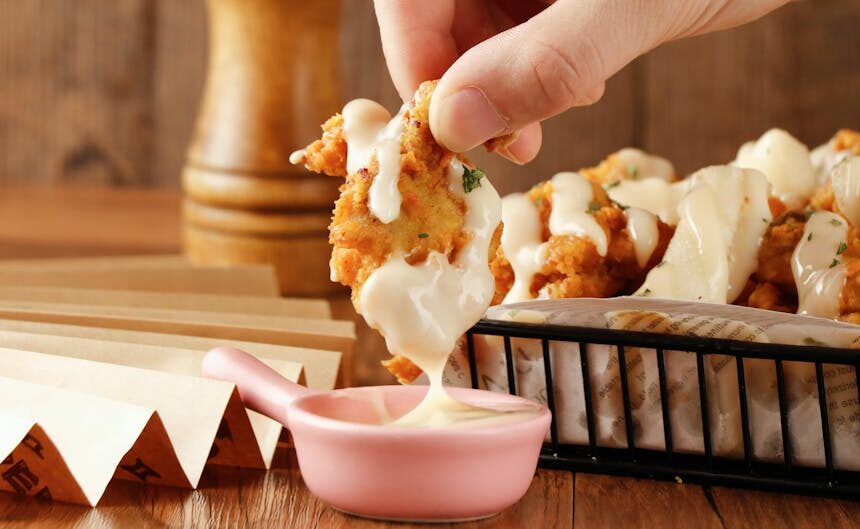 KFC sauce packet KFC fried chicken with sauce - 中国KFC、チキン用ソースがまさかの有料化！公式回答で波紋広がる
