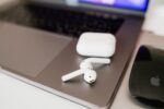 Honor Earbuds Pro futuristic earbuds - HONORが「Earbuds Pro」発表！唯一無二の「閃耀双軌釘」デザインに注目