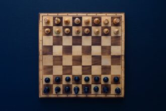 Auto Chess game screen Futuristic strategy game - テンセントの自走棋、自己変革の秘密に迫る！革新が止まらないゲーム体験