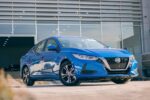Nissan car delivery, Nissan Sylphy - ヒーローの誕生とブランドの神対応！中国で女性ドライバーが暴走車を阻止、日産が新車を贈呈