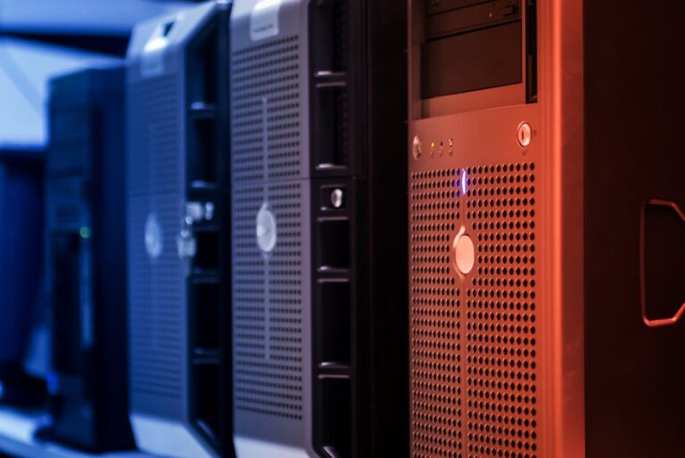 Copper foil AI server - AI革命の鍵を握る「銅箔」：中国「銅冠銅箔」が21倍の驚異的利益成長！
