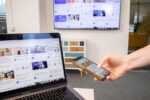 screen mirroring, wireless display - iOS 27、AirPlay開放で変革へ！EU規制がもたらすユーザー選択の自由