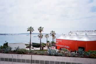 Cannes Film Festival Red carpet celebrity - スペイン人気女優エステル・エクスポシート、カンヌで顔面激変か？整形疑惑に衝撃の声