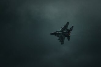 Space fighter jet, Futuristic gaming console - 電撃発表！『スターフォックス』完全リメイクがSwitch 2に降臨！