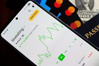 smartphone price increase expensive smartphone - スマホ価格高騰へ!XiaomiとHuawei幹部が警鐘、今が買い時?