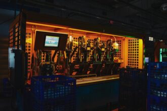 Automated battery factory Smart manufacturing plant - 中国Hithium、世界初の蓄電池「灯台工場」に認定！