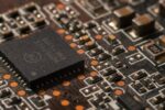 semiconductor chip AI chip design - AIが拓く半導体EDAの未来：設計フロントエンドの進化と課題