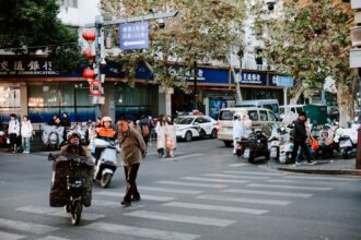 Chinese motorcycle founder Motorcycle development China - 中国のバイク創業者、感動の半生がCCTV特番で再び脚光！