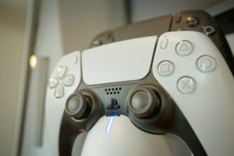PS5 UI PS5 home screen - PS5の壁紙機能、実は無駄？海外ゲーマーから不満続出