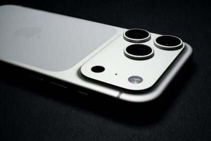 under display camera magnetic phone lens - Xiaomi MIX 5、2026年にUDCと磁気吸着レンズで復活！