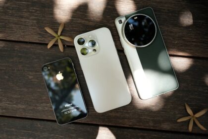 future iPhone display smartphone camera lens - iPhone 18 Pro/Maxリーク情報！Dynamic Island縮小、カメラ・バッテリー・通信が大幅進化か