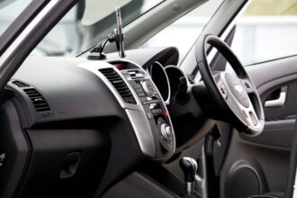 AI cockpit AI voice control car - 中国AI大手iFLYTEKが描く未来の車載体験：AIコックピットと革新サウンド