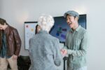 investor handshake startup funding deal - Dreame Technology、初期融資の噂に公式回答！XiaomiとShunwei Capitalが1400万元を支援