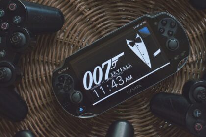 PlayStation console gaming screen - ソニーPlayStation発表会、異例尽くしの準備で期待感MAX！