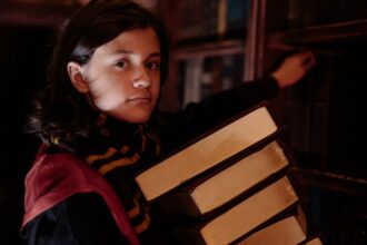 Magic library organizing Cozy fantasy library - 魔法図書館のお片付けは究極の癒し?中国発シミュレーションゲームの魅力