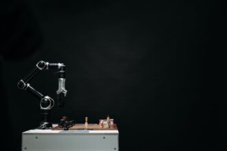 game developer layoffs robot game developer - 世界のゲーム開発者、2026年のリアル：リストラとAIの衝撃