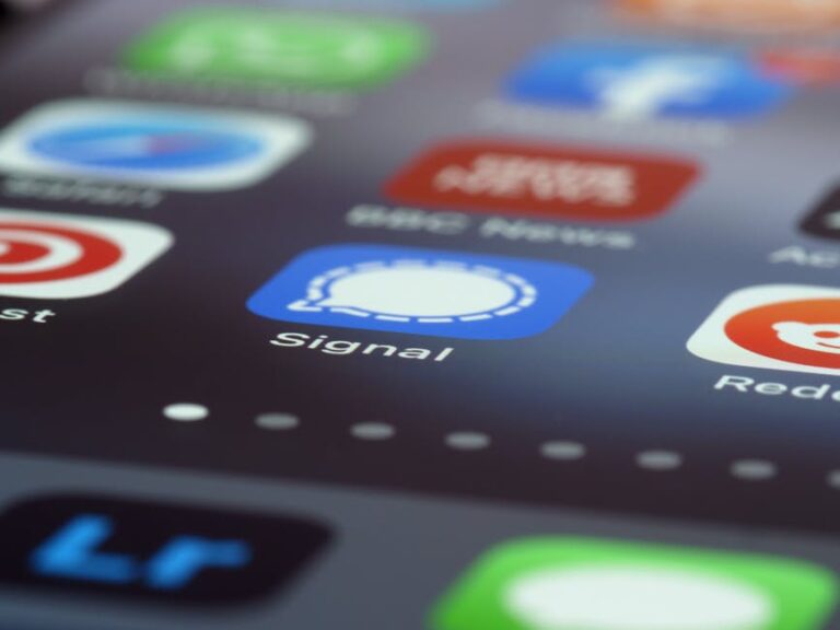 encrypted messaging app mobile map app - iOS 26.5登場！RCS暗号化とマップ進化、欧州対応も詳解